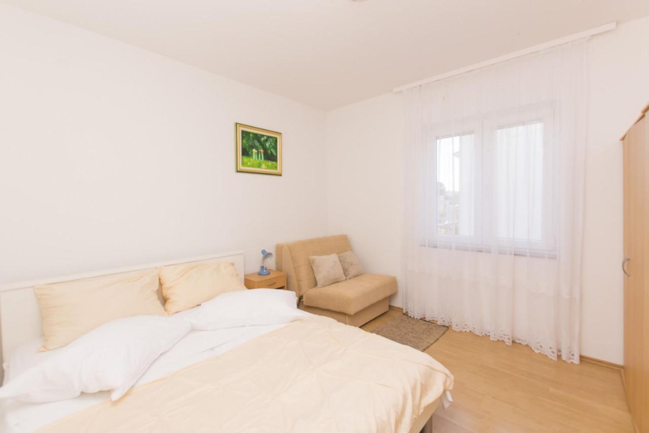 Apartment Nediljka Vodice Bagian luar foto
