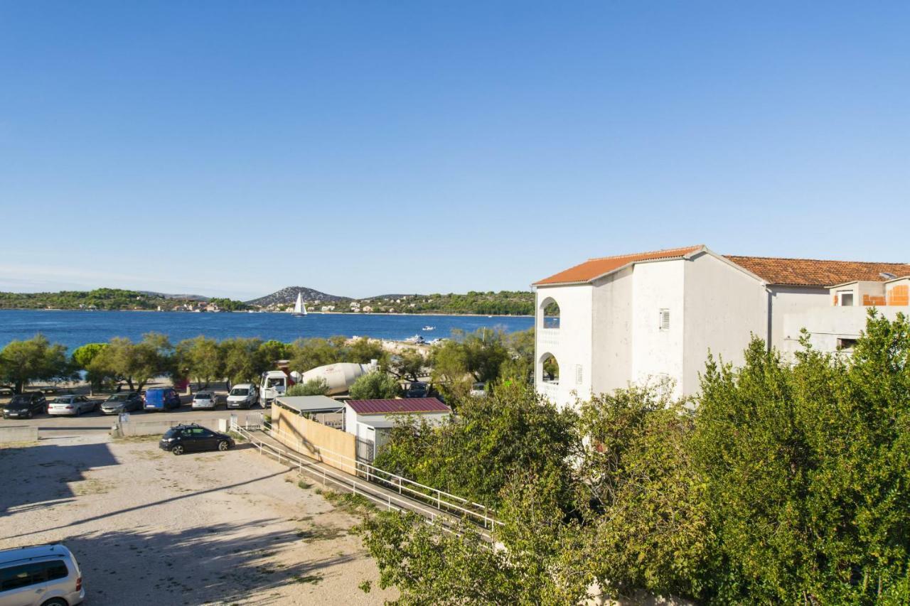 Apartment Nediljka Vodice Ruang foto