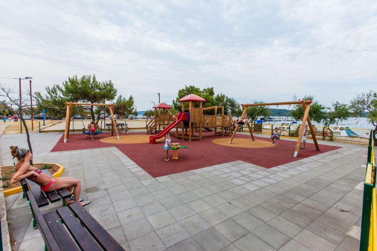 Apartment Nediljka Vodice Bagian luar foto